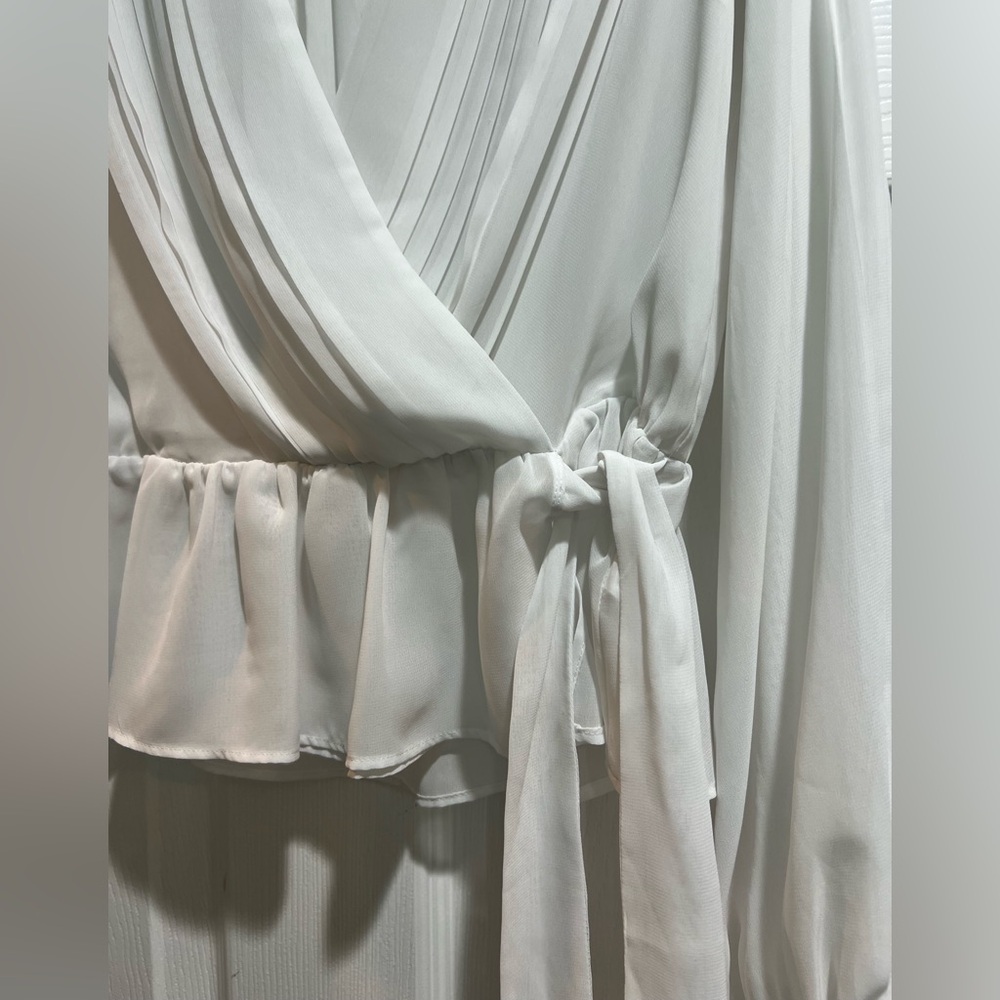 Express Sheer Cream Blouse with Pleated Wrap Design - Picture 3 of 4